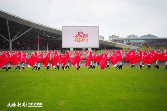 意著名记者DanieleLongo的报道，在那不勒斯第一份口头报价萨马尔季奇后，德劳伦蒂斯将在下周提出正式的报价，那不勒斯为他提供一份250万欧年薪的5年合同。